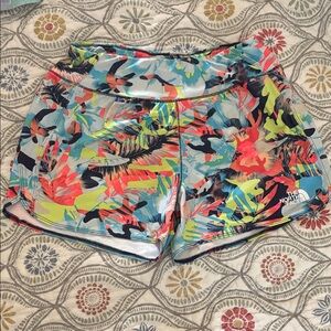 The North Face Girls Vibrant Patterned Athletic Shorts